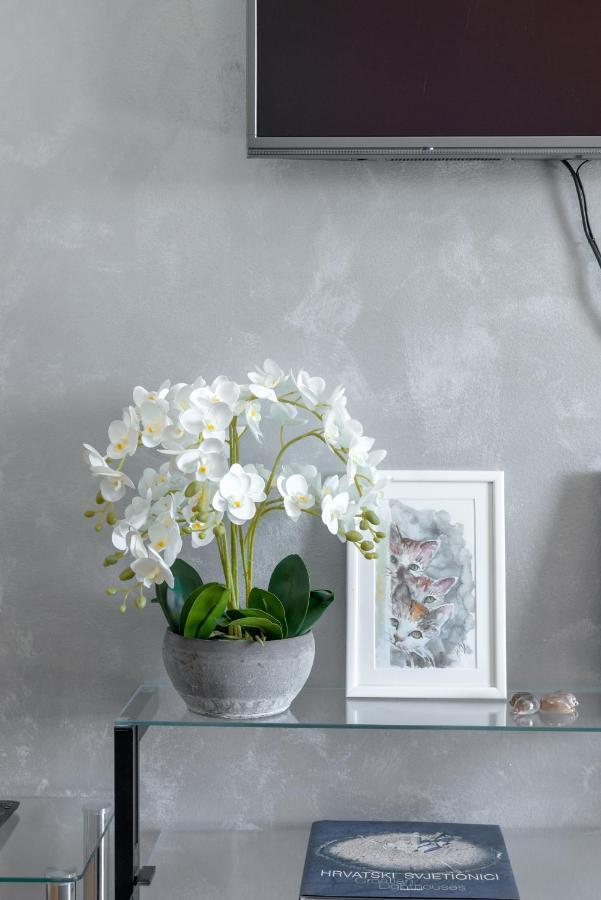 Searenity Apartment Split Bagian luar foto
