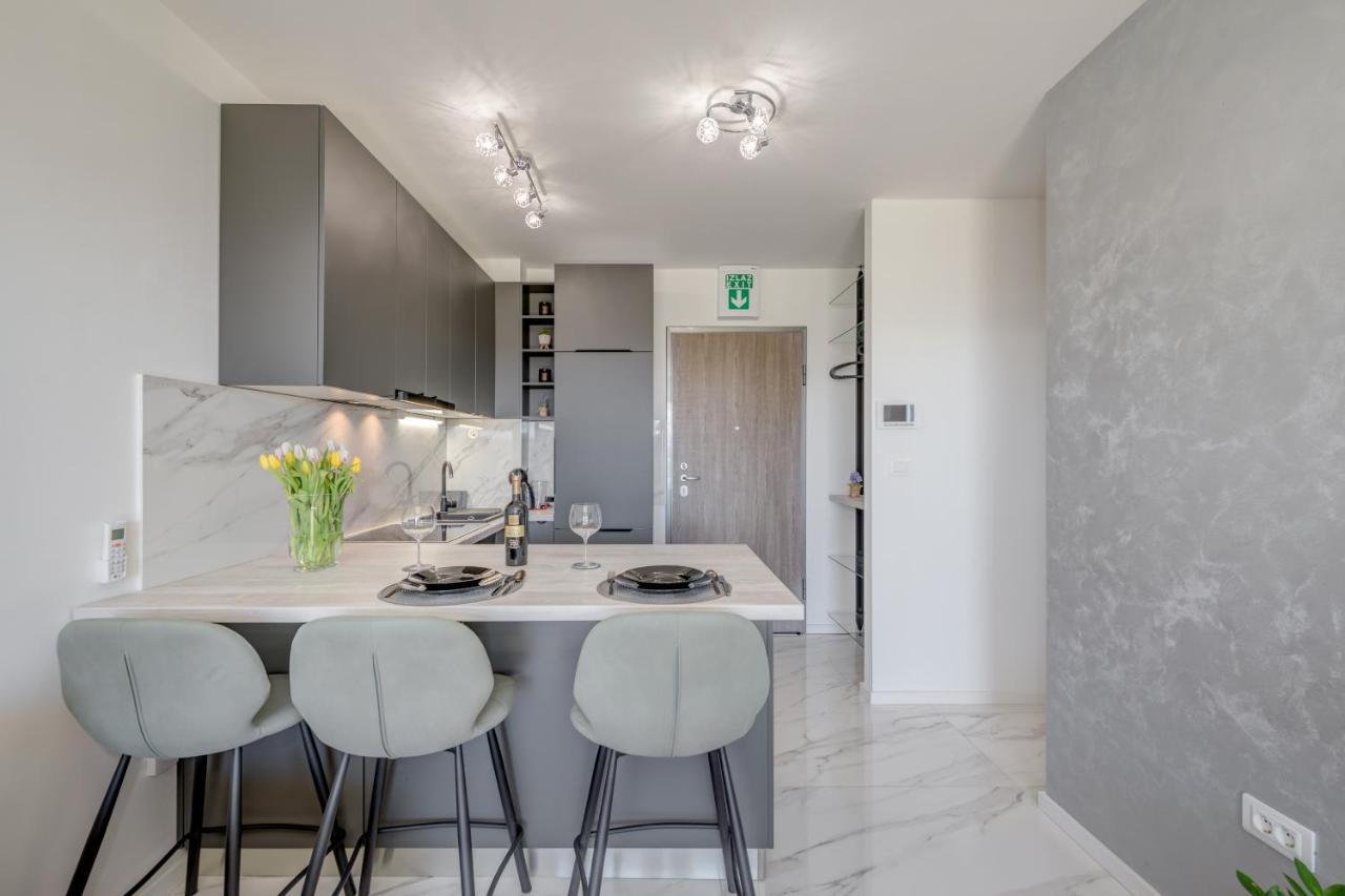 Searenity Apartment Split Bagian luar foto