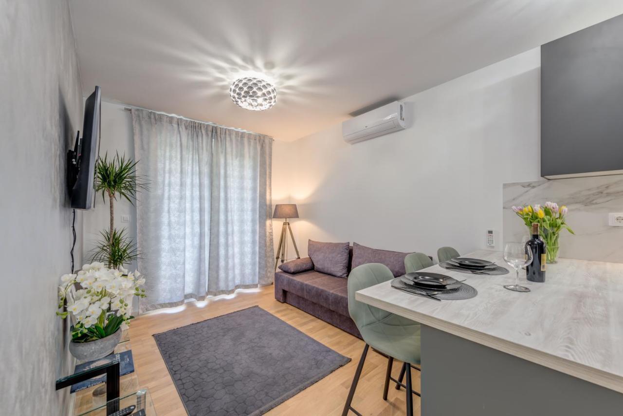 Searenity Apartment Split Bagian luar foto