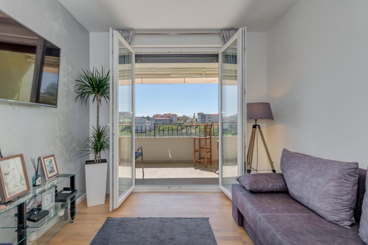 Searenity Apartment Split Bagian luar foto